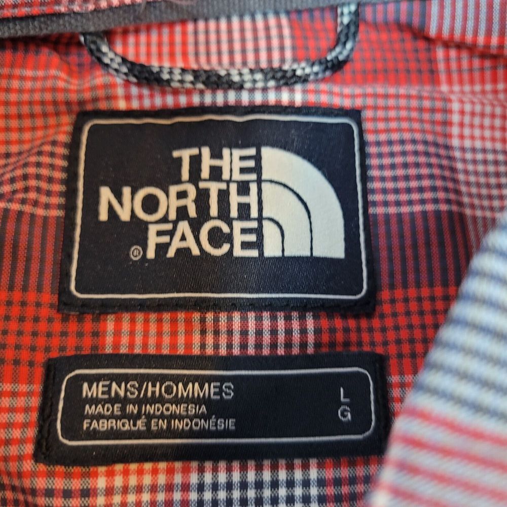 The North Face Men's Sz Large Red Plaid Short Sleeve Lightweight Shirt - Picture 4 of 8